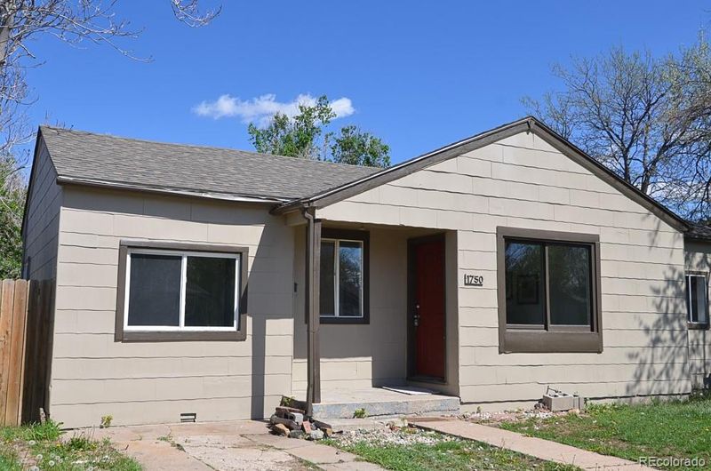 1750 Jamaica St, Aurora, CO 80010