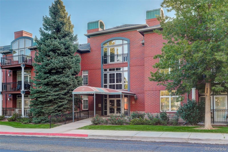 300 Hudson St #202, Denver, CO 80220