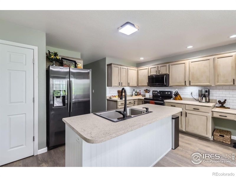 39 Sebring Ln, Johnstown, CO 80534