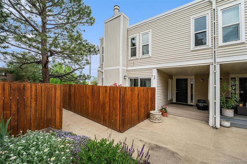 1050 S Monaco Pw #35, Denver, CO 80224