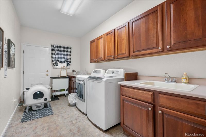9631 S Dover Way, Littleton, CO 80127
