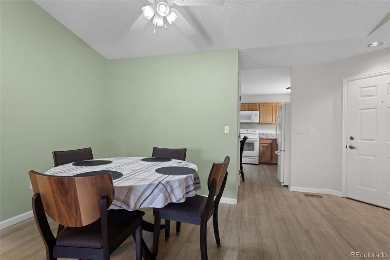 23 Shetland Ct, Highlands Ranch, CO 80130