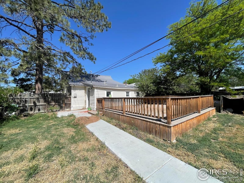 434 7th St, Burlington, CO 80807