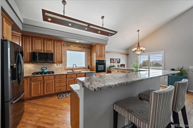 2707 S Cole Ct, Lakewood, CO 80228