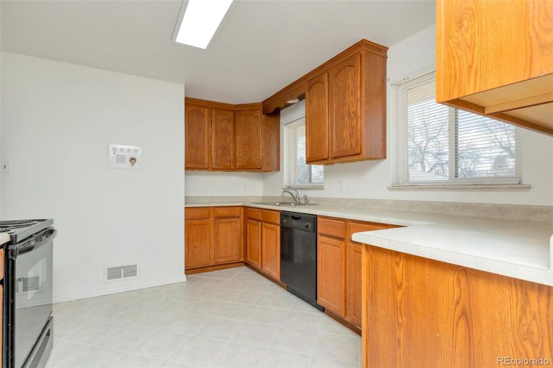 3515 Grape St, Denver, CO 80207