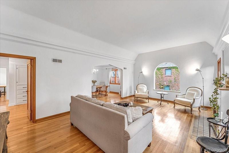 6023 E 6th Avenue Pw, Denver, CO 80220