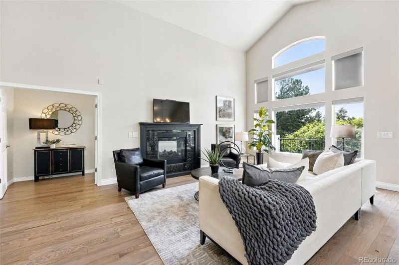 1361 Castlepoint Cir, Castle Pines, CO 80108