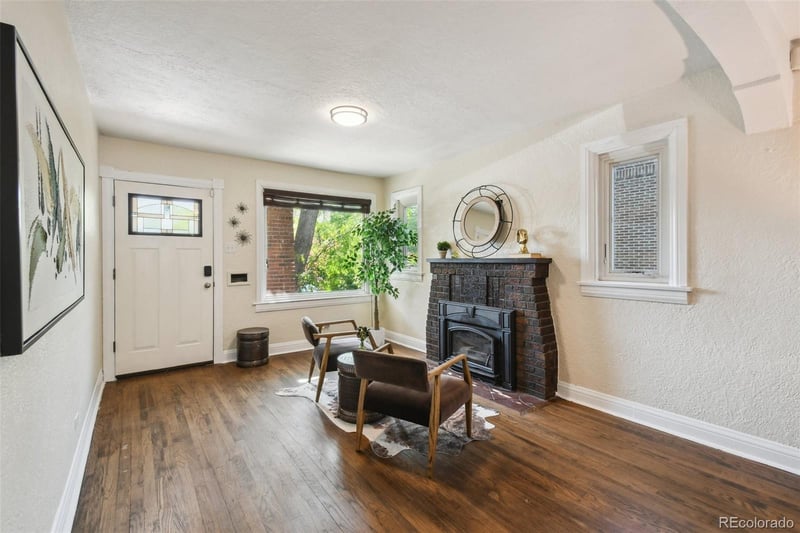 1633 Gaylord St, Denver, CO 80206