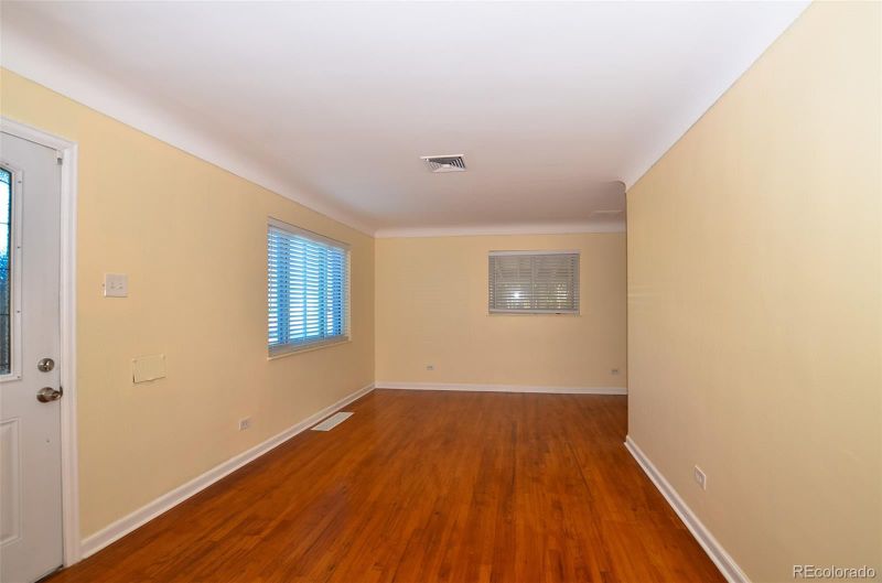 2211 Quebec St, Denver, CO 80207