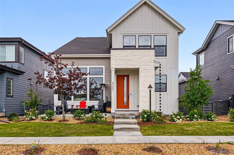 6237 Stable View St, Castle Pines, CO 80108