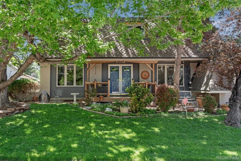 8427 Chase Dr, Arvada, CO 80003