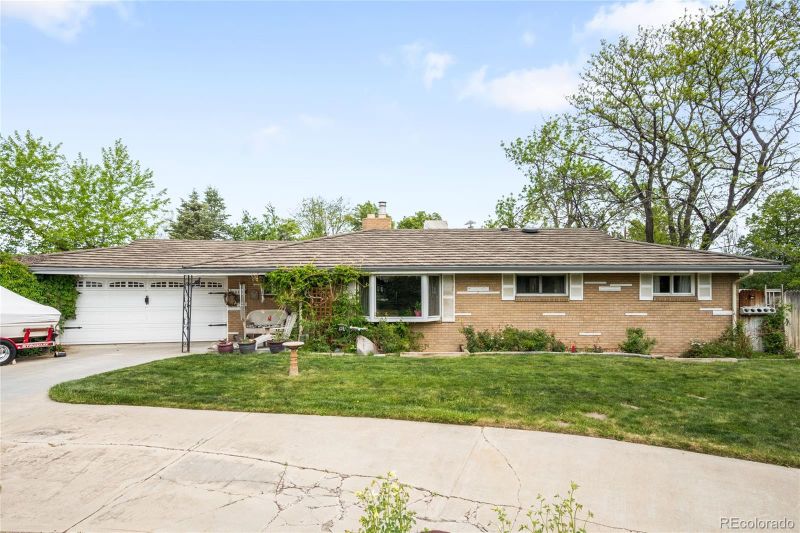 9045 W Ithaca Pl, Denver, CO 80235