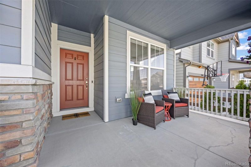 15608 E Otero Cir, Centennial, CO 80112