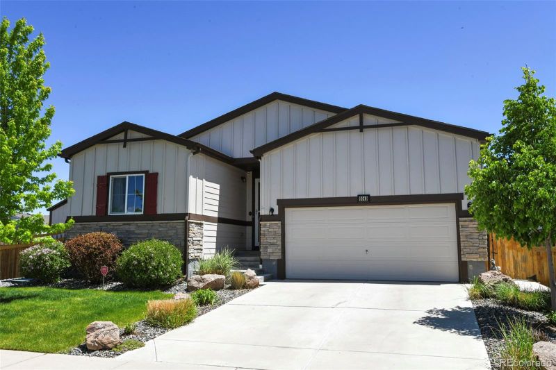 6049 Sandstone Cir, Erie, CO 80516