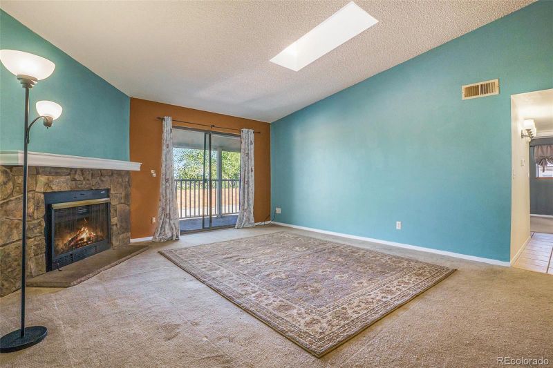 904 S Walden Way #203, Aurora, CO 80017