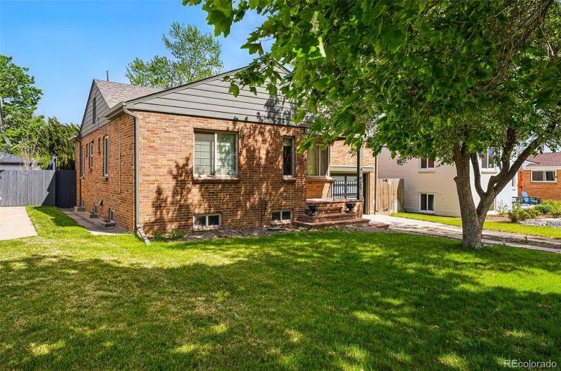 2626 Tennyson St, Denver, CO 80212