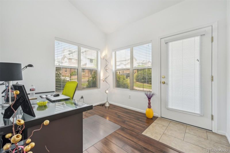 2502 S Bahama Cir #B, Aurora, CO 80013