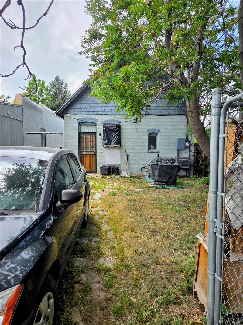 4316 Josephine St, Denver, CO 80216