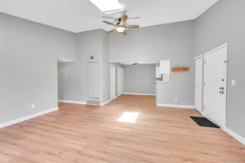 12023 E Harvard Ave #203, Aurora, CO 80014