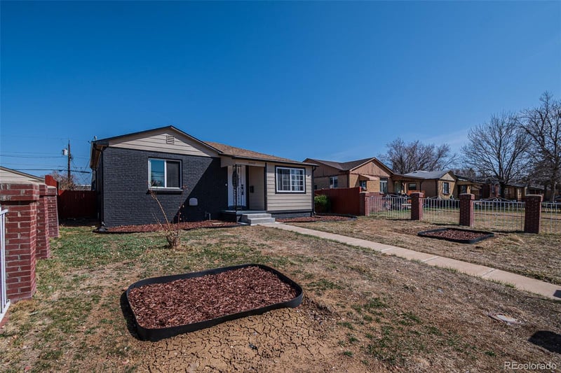 3360 Magnolia St, Denver, CO 80207