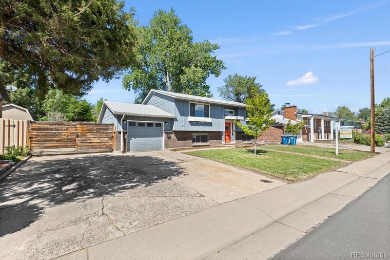 4381 Dixon Dr, Westminster, CO 80031