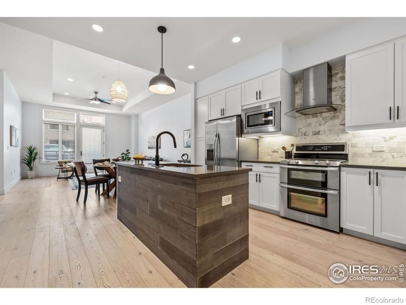3301 Arapahoe Ave #106, Boulder, CO 80303