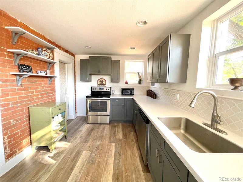 319 E Evans Ave, Pueblo, CO 81004
