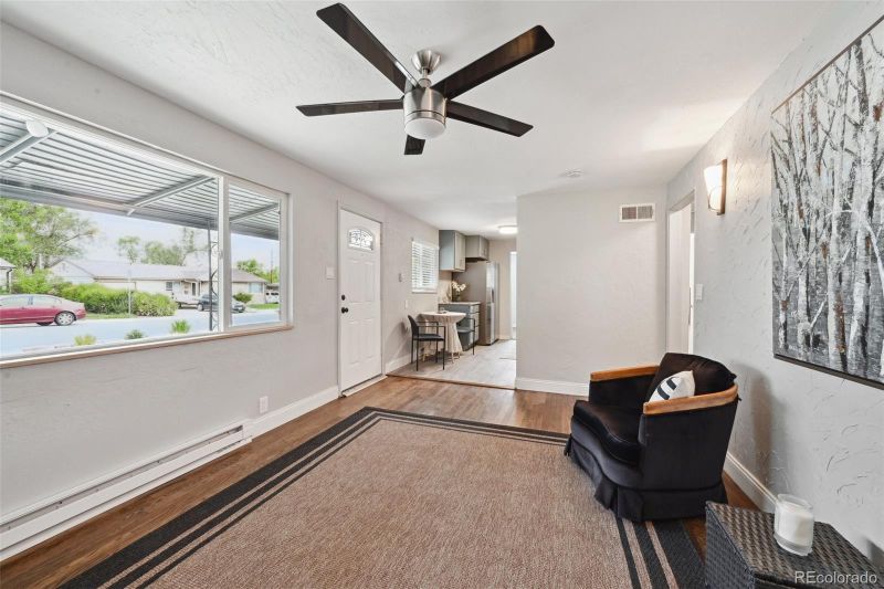 3930 S Hazel Ct, Englewood, CO 80110