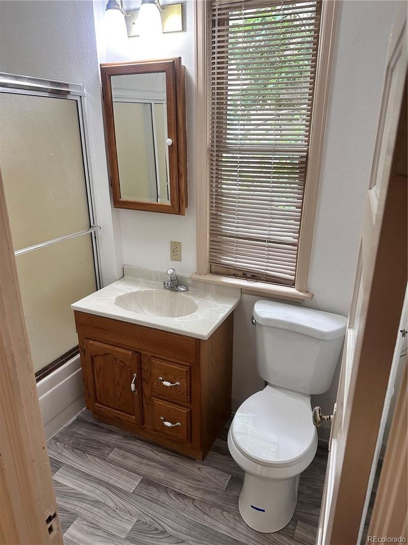 817 16th St, Golden, CO 80491