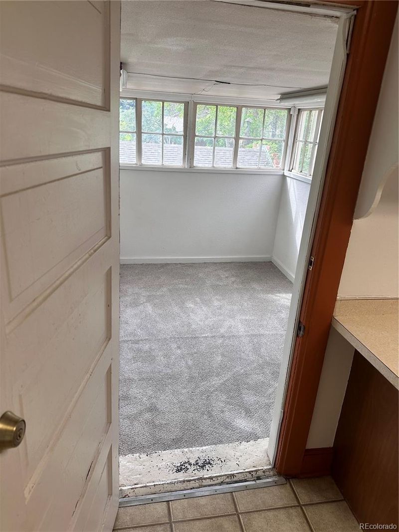 817 16th St, Golden, CO 80491
