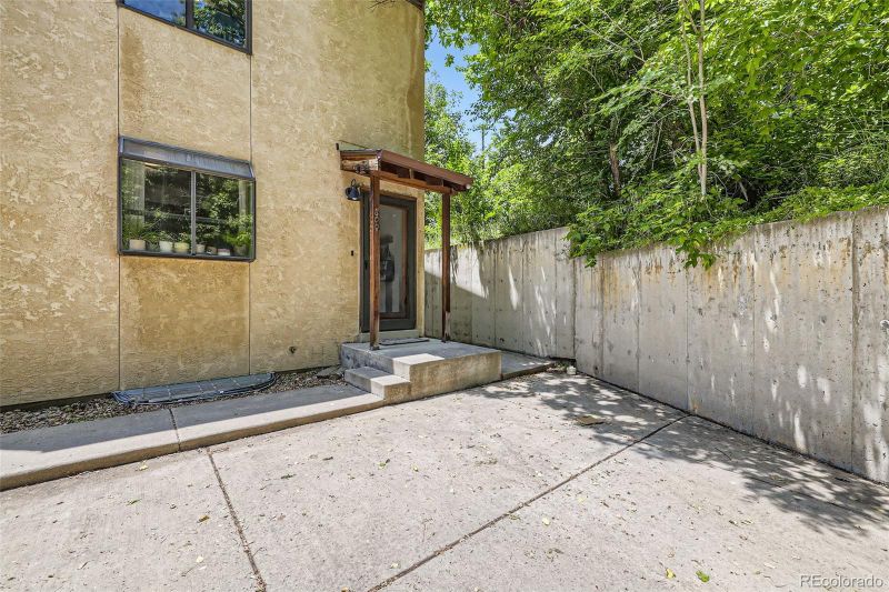 800 Illinois St #1, Golden, CO 80401
