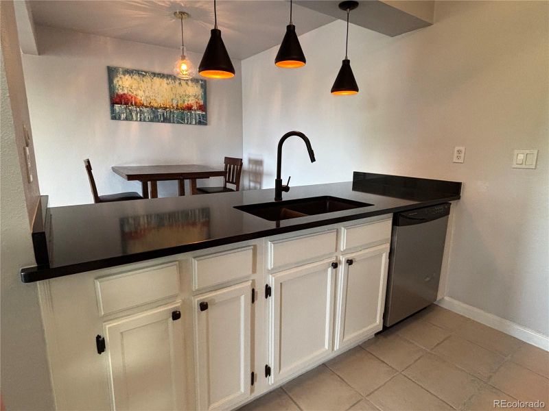 539 Wright St #203, Lakewood, CO 80228