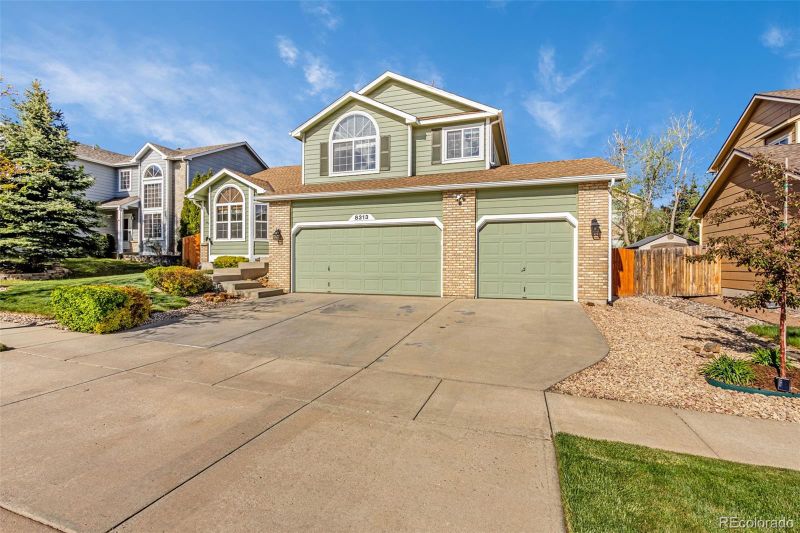 8313 Andrus Dr, Colorado Springs, CO 80920
