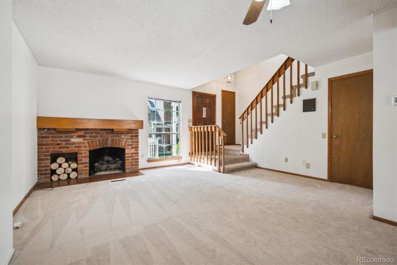 2883 W Long Cir #E, Littleton, CO 80120