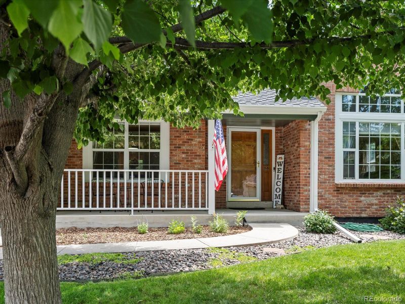 8953 W Brandt Pl, Littleton, CO 80123