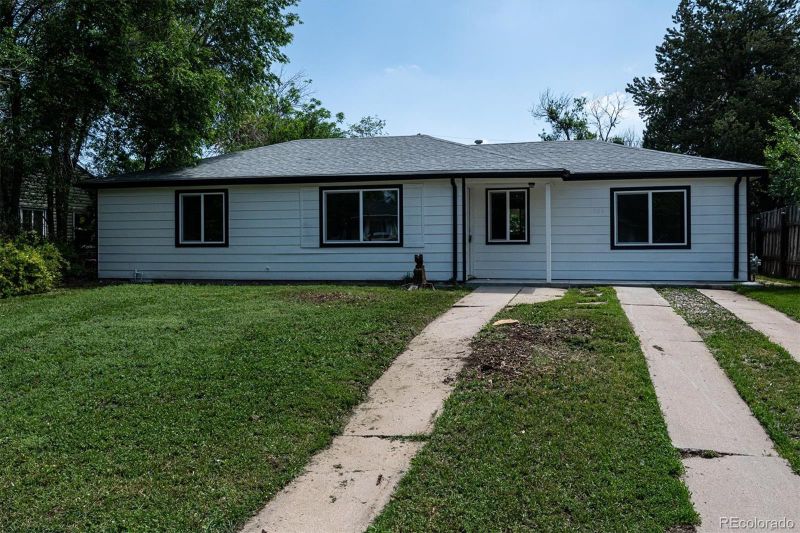 1032 Geneva, Aurora, CO 80010