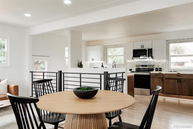 1617 S Quitman St, Denver, CO 80219