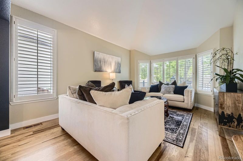 8657 Aberdeen Cir, Highlands Ranch, CO 80130