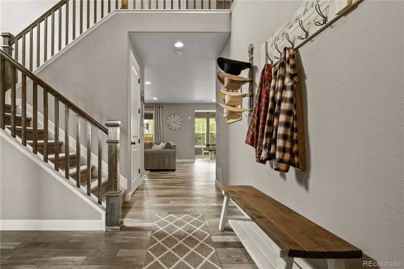 6827 Leilani Ln, Castle Rock, CO 80108