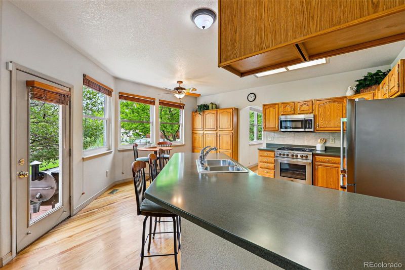 1205 W 11th Ct, Broomfield, CO 80020