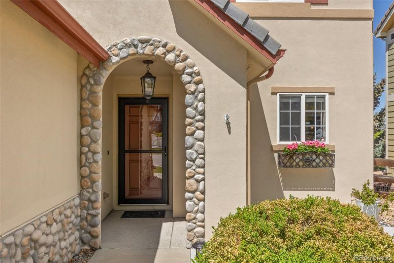 4194 Beautiful Cir, Castle Rock, CO 80109