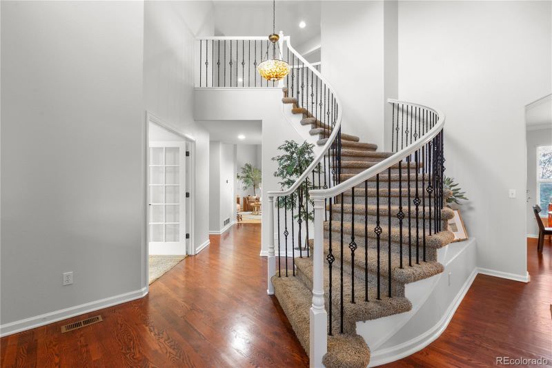 9453 Lark Sparrow Dr, Highlands Ranch, CO 80126