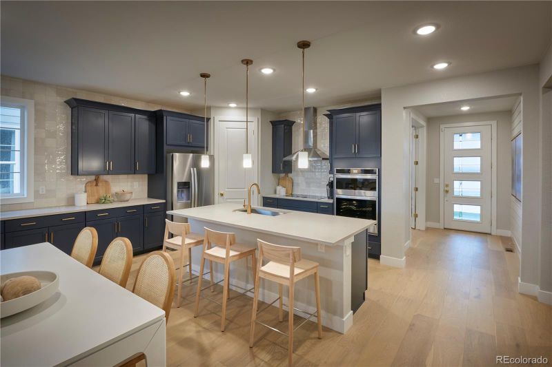 4145 N Duquesne Ct, Aurora, CO 80019