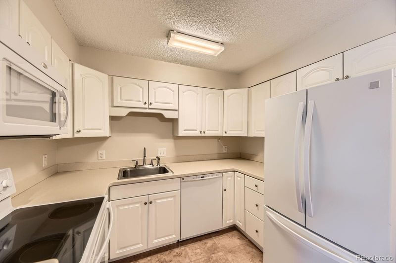 3315 S Ammons St #111, Lakewood, CO 80227
