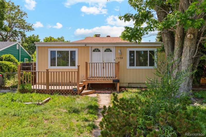 1175 Xanthia, Denver, CO 80220