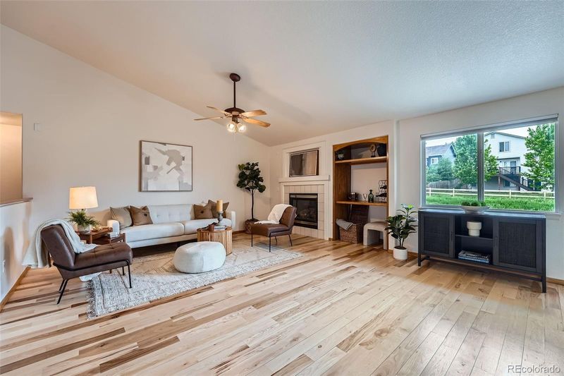 5394 S Valdai Way, Aurora, CO 80015