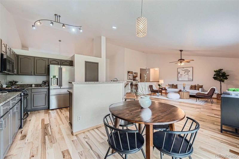 5394 S Valdai Way, Aurora, CO 80015