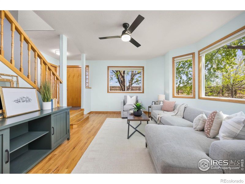2437 Maplewood Cir E, Longmont, CO 80503