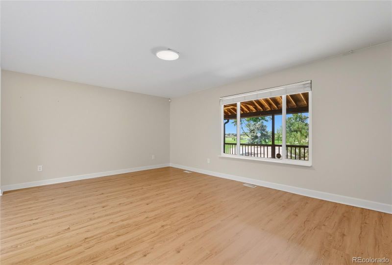 1758 S Tucson St, Aurora, CO 80012