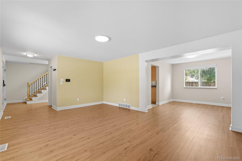 1758 S Tucson St, Aurora, CO 80012